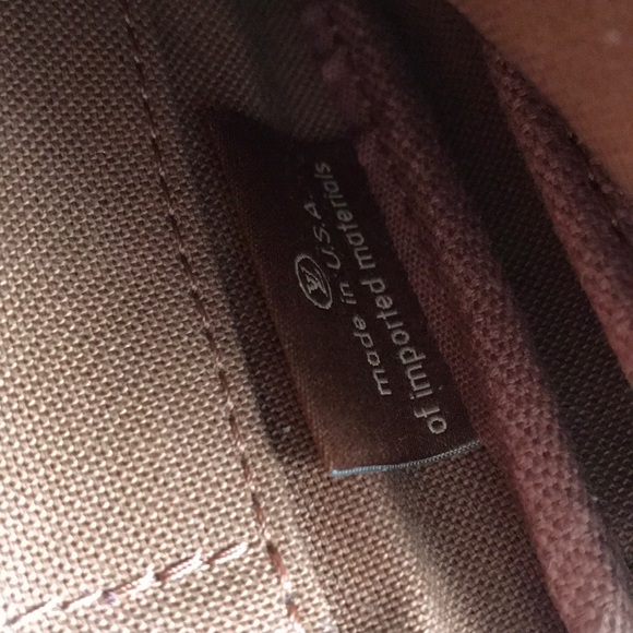 Louis Vuitton LARGE POCHETTE ACCESOIRES w/ 16mm Adjustable MONOGRAM STRAP - Picture 9 of 16